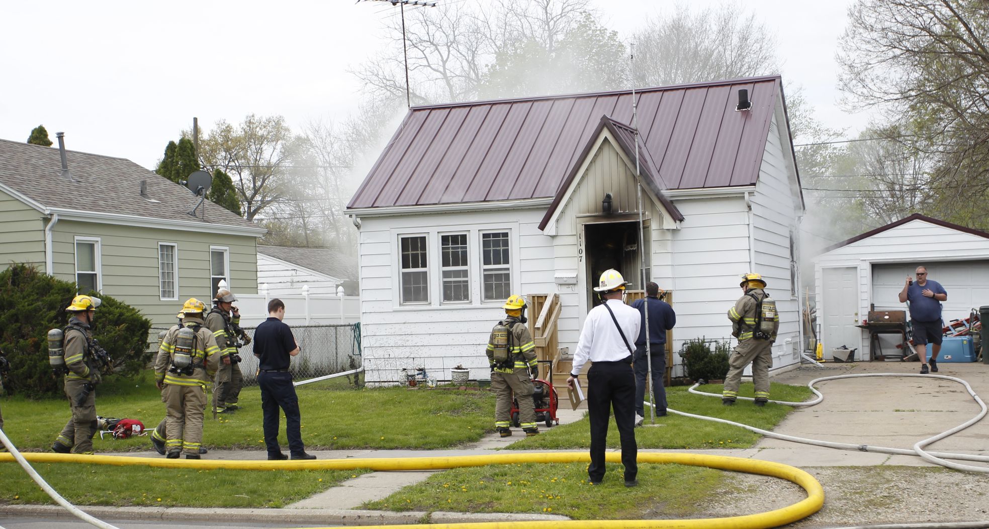 050719jr-lincoln-fire-dogs-8a